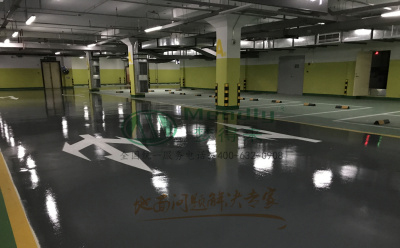 ‌旧地面翻新方案：白银环氧地坪涂层覆盖混凝土裂缝修复技术